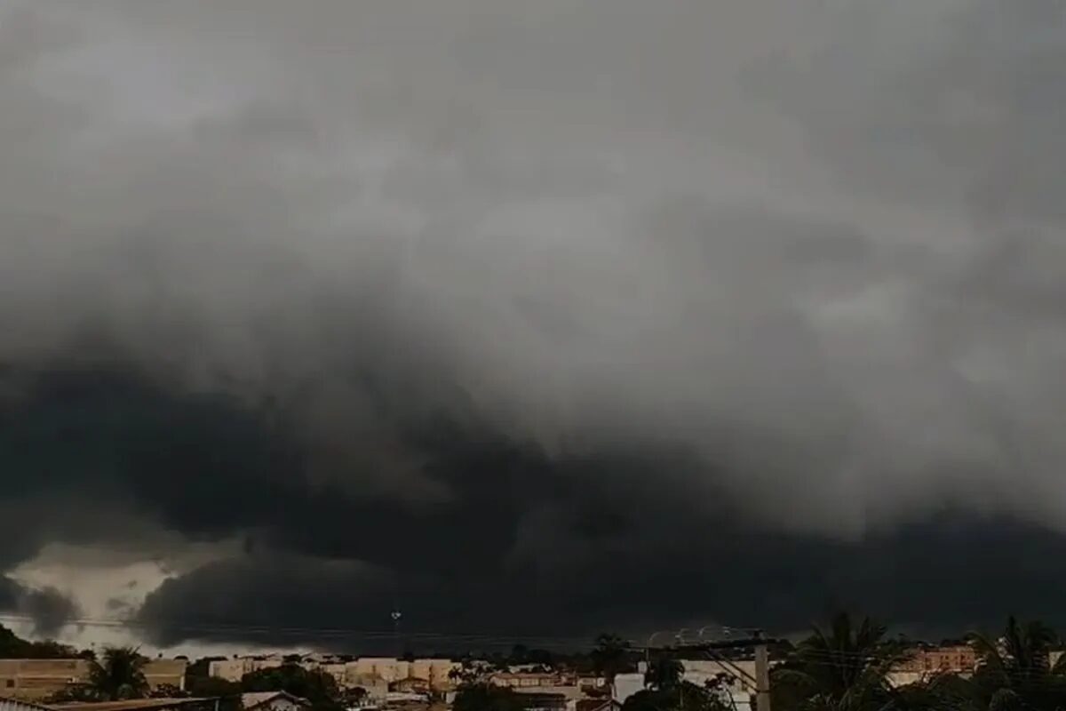 Alerta amarelo prevê tempestade em todos os municípios de Mato Grosso do Sul